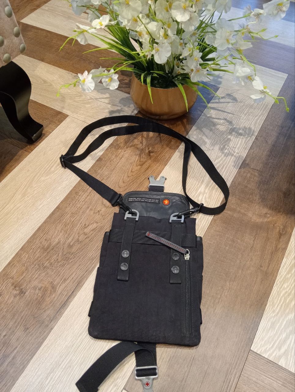 Japanese Brand TOUGH JEANS INC. SLING BAG Size ONE SIZE - 8 Thumbnail