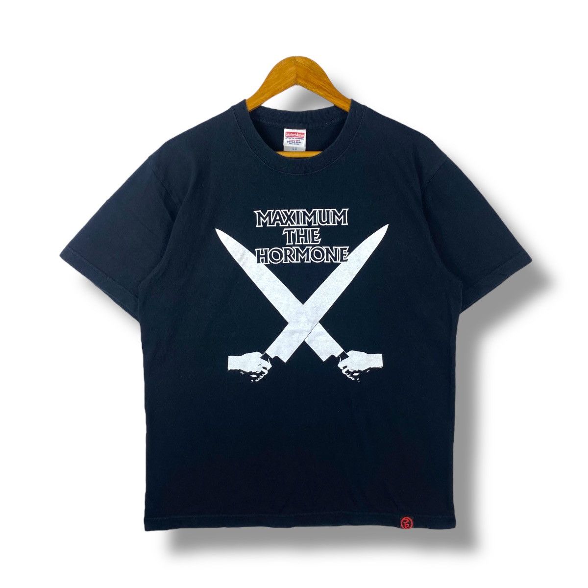 Band Tees Vintage Japanese Band MAXIMUM THE HORMONE Faded Tee Shirt Size US L / EU 52-54 / 3 - 1 Thumbnail