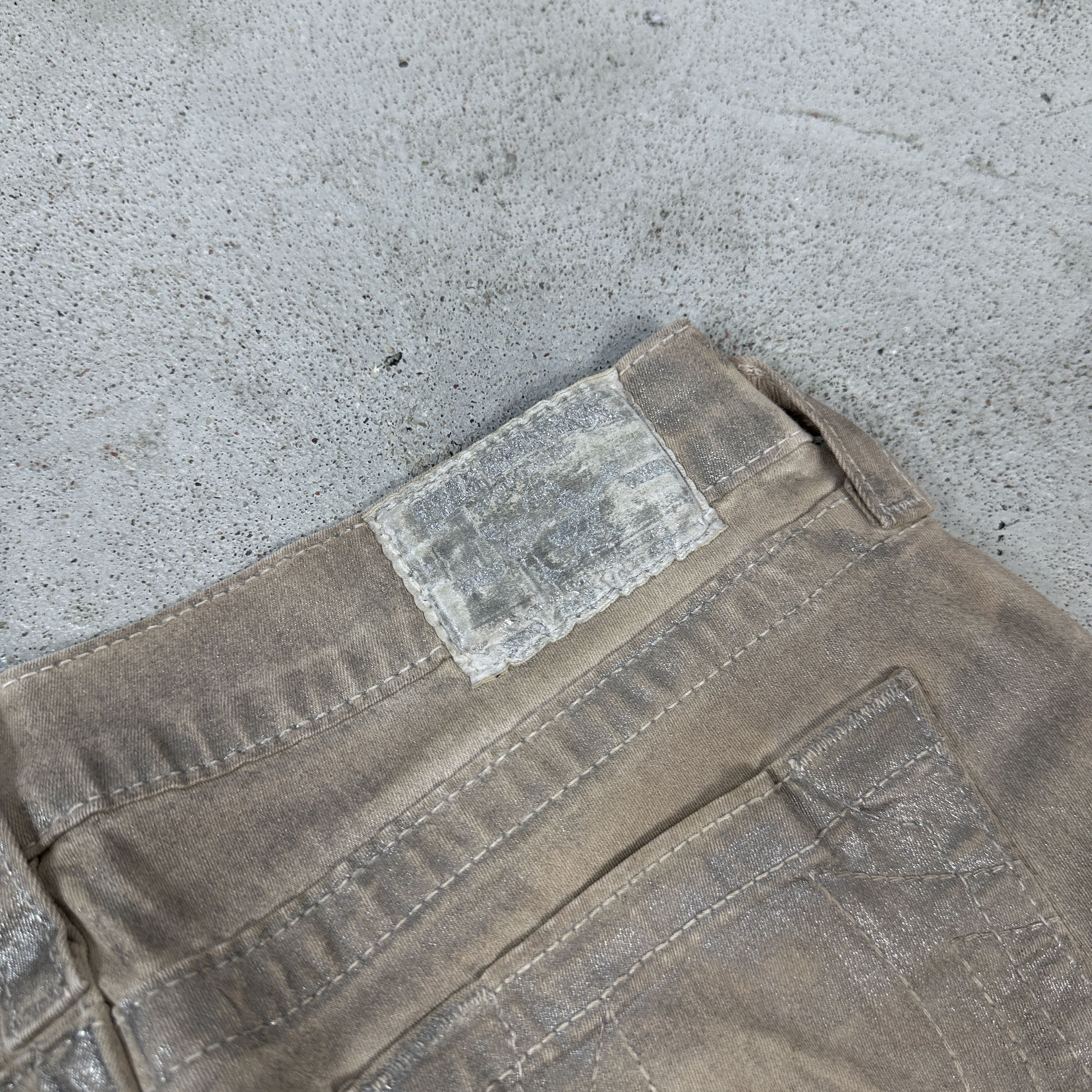 True Religion Vintage Y2K Casual True Religion Silver Waxed Pants Size 26" / US 2 / IT 38 - 3 Thumbnail