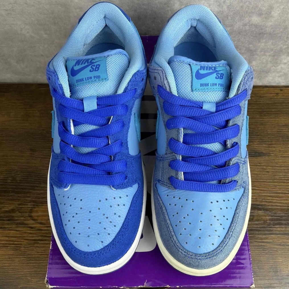 Nike NEW Nike SB Dunk Low Blue Raspberry Size 5 / 6.5W DM0807-400 Size US 5 / EU 37 - 5 Thumbnail