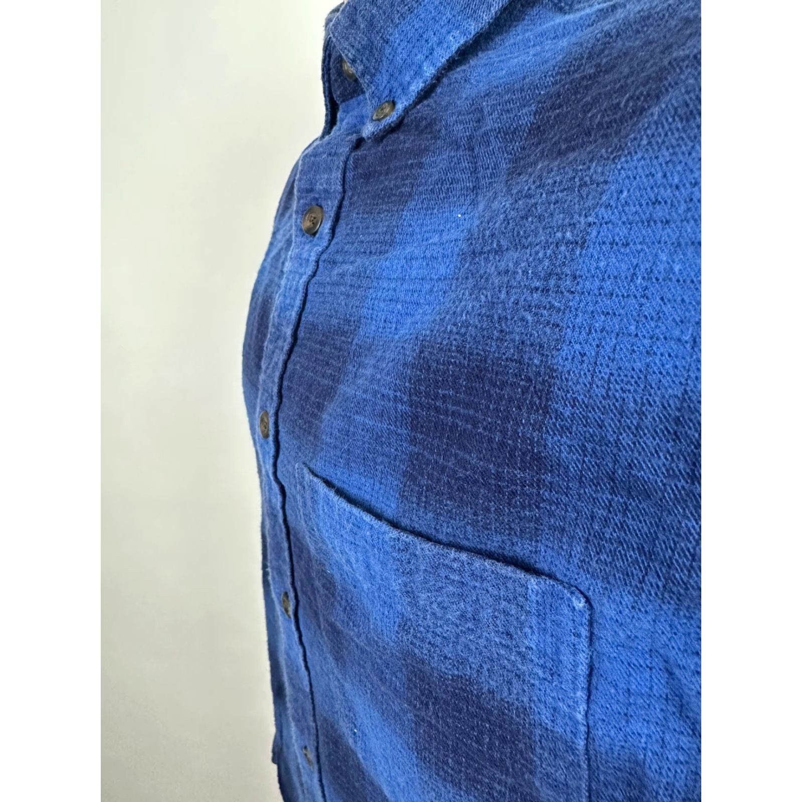 Roundtree & Yorke VINTAGE Roundtree & Yorke Blue Check Flannel Shirt Men Medium Faded Grunge 90s Casual Size US M / EU 48-50 / 2 - 5 Thumbnail