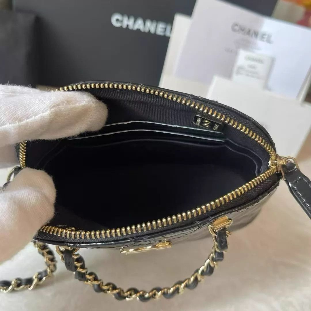 Chanel Chanel 23S Patent Shell Bag w/ Chip Full Set Like New AL591 Size ONE SIZE - 8 Thumbnail