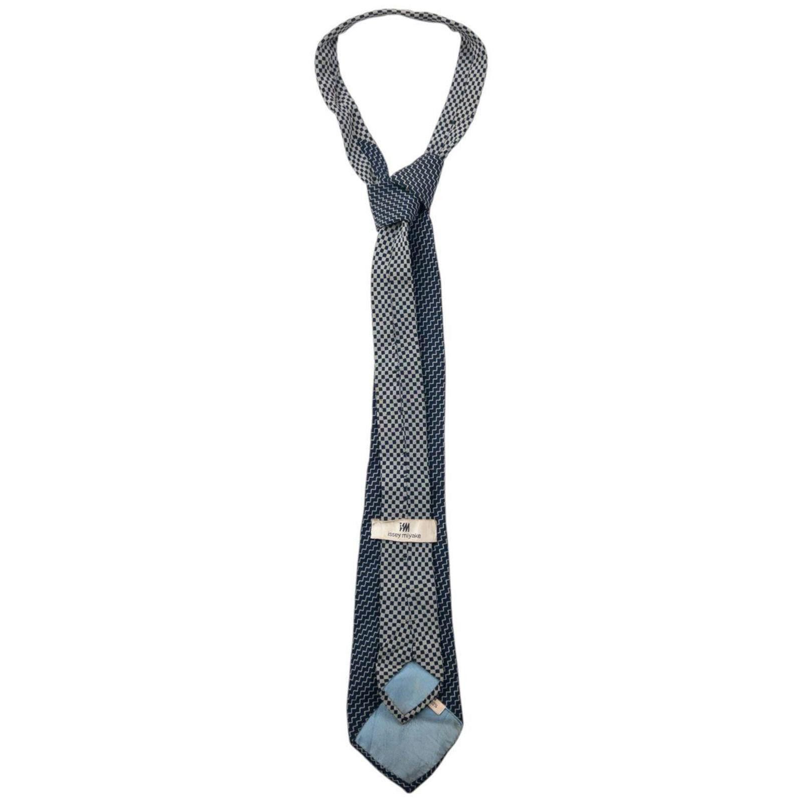 Issey Miyake Vintage 90s Issey Miyake Zig Zag Pattern Silk Tie Size ONE SIZE - 2 Thumbnail