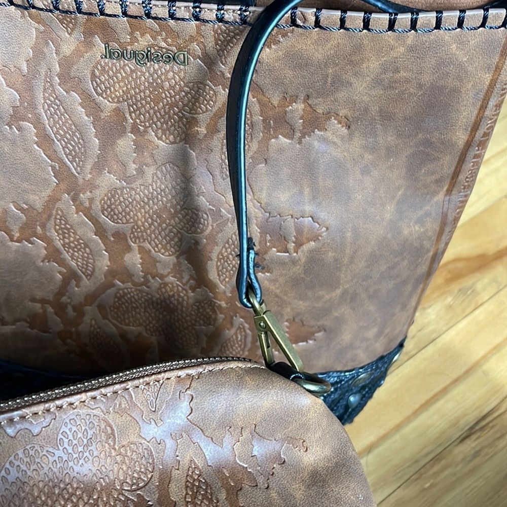 Desigual Desigual vegan embossed leather, studded shoulder bag. Matc Size ONE SIZE - 9 Thumbnail