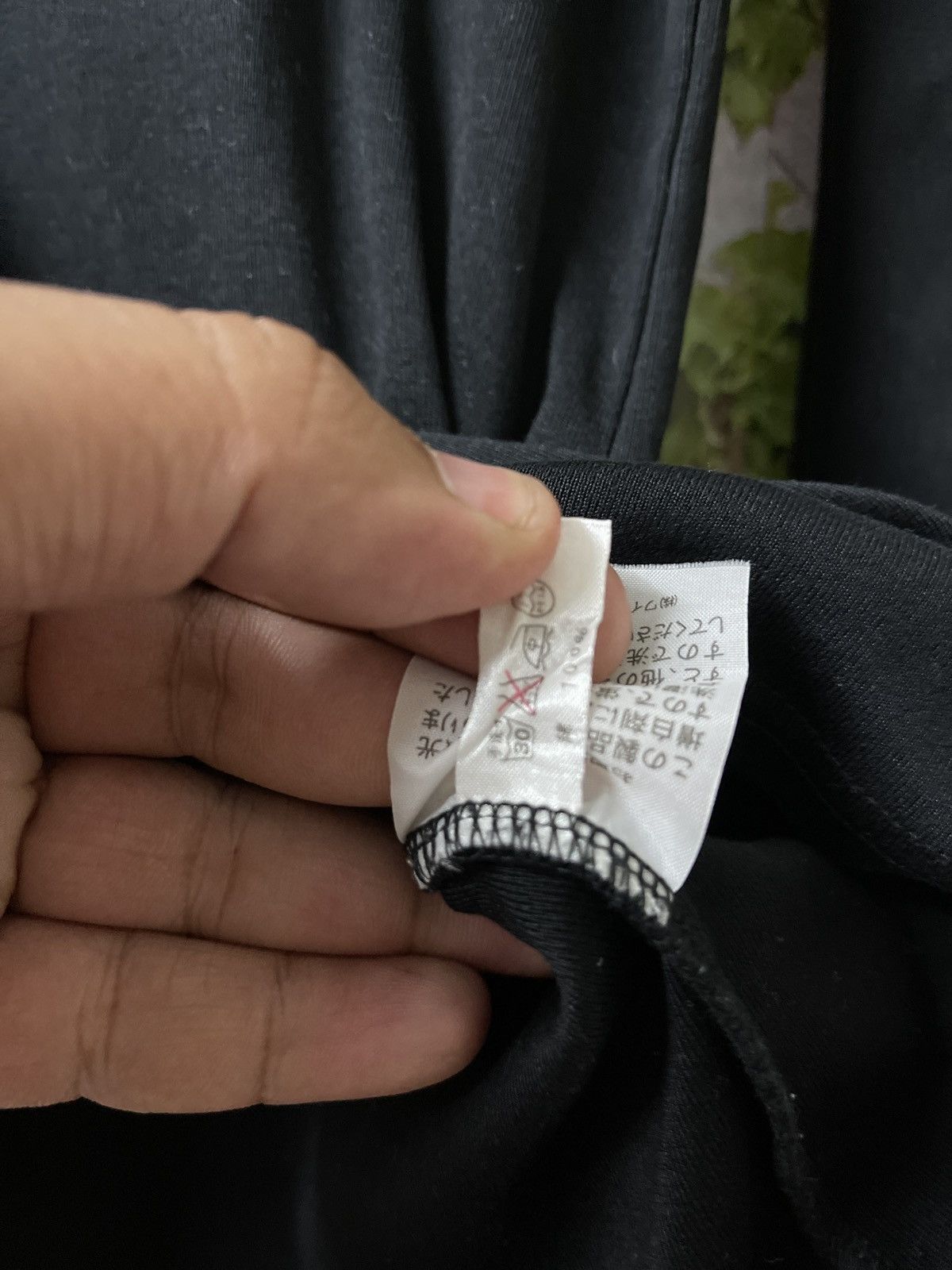Japanese Brand VINTAGE Y’S FOR LIVING V NECK ALL BLACK VERY RARE Size S / US 4 / IT 40 - 4 Thumbnail