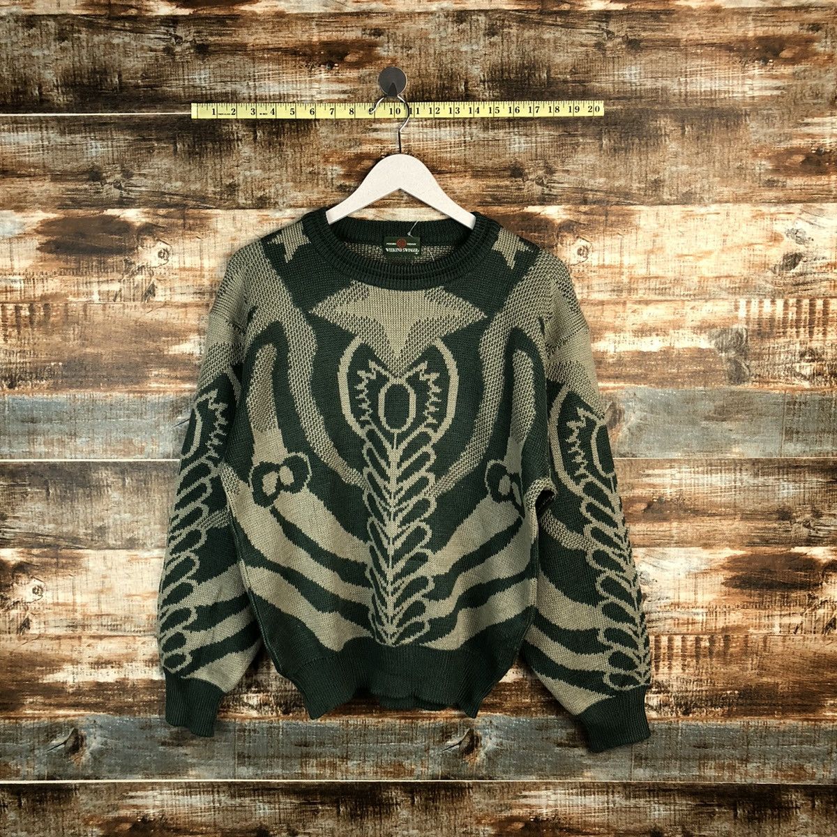 Vintage D Weekend Swinger Green art vintage Knitwear #A1250 Size US M / EU 48-50 / 2 - 1 Thumbnail