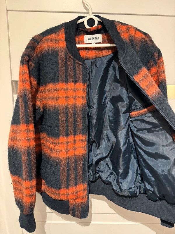 Weekday Weekday Marlo Bomber Jacket M interesting wool bomber jacket Size M / US 6-8 / IT 42-44 - 3 Thumbnail