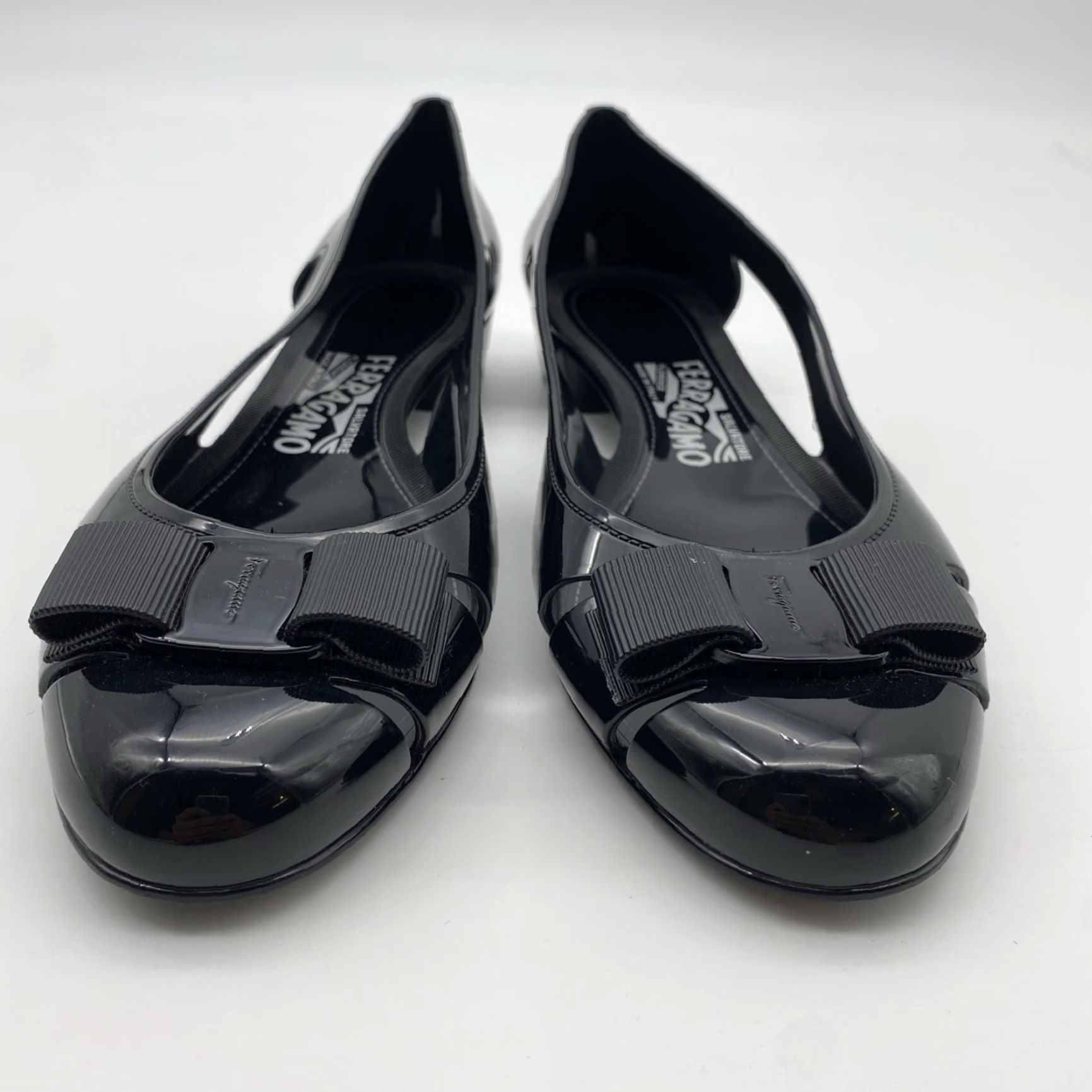 Salvatore Ferragamo VINTAGE Salvatore Ferragamo Vara Flat Shoes Women Size 9 Black Patent Jelly Bow Casual Size US 9 / IT 39 - 3 Thumbnail
