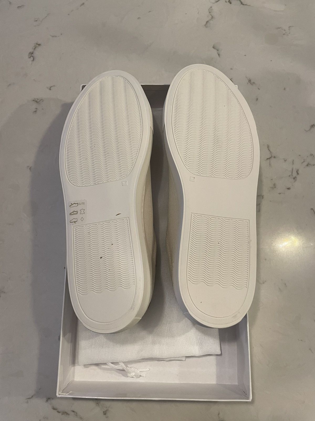 Common Projects Common Project Original Achilles Size US 7 / EU 40 - 3 Thumbnail