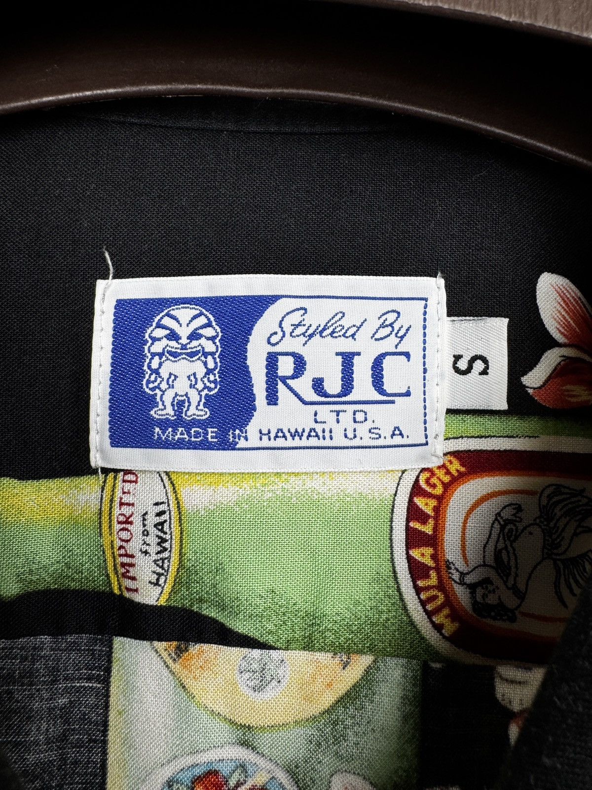 Other RJC Big Wave Pale Ale Beer Men's Hawaiian Shirt size S Size US S / EU 44-46 / 1 - 9 Thumbnail