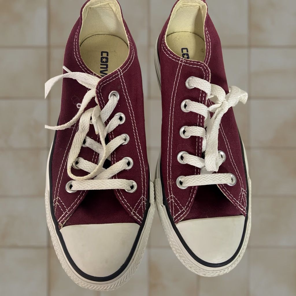 Converse All Star Sneaker Adult Size 6 Red Chuck Taylor Chucks Euc Mens Womens, Women's (Size 4)