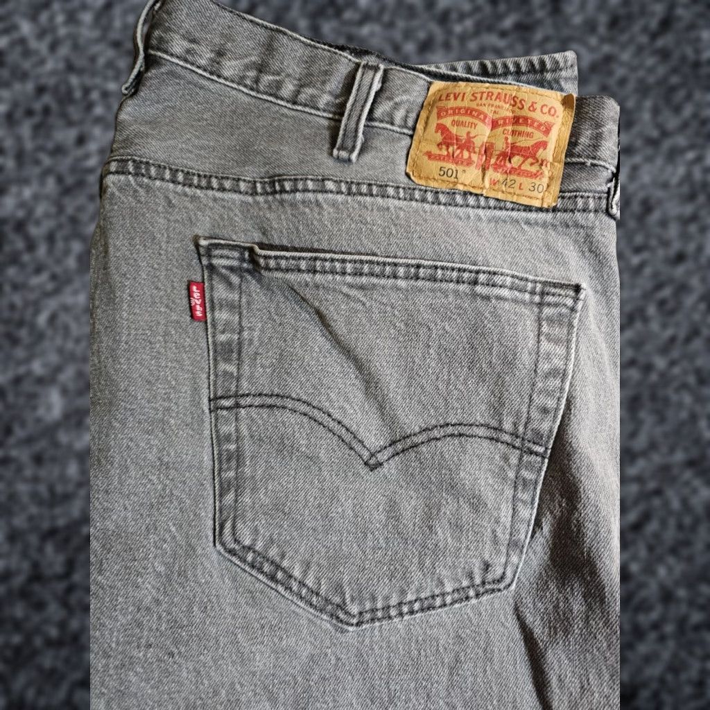 Levi's VINTAGE Levi's 501 XX Jeans Mens Medium Gray 42x30 Denim Cotton 90s Style Regular Straight Size US 42 / EU 58 - 1 Thumbnail