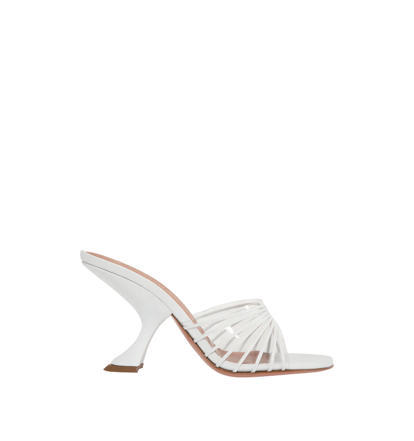 o1h1sh11225 Mookie Slipper 90 in White