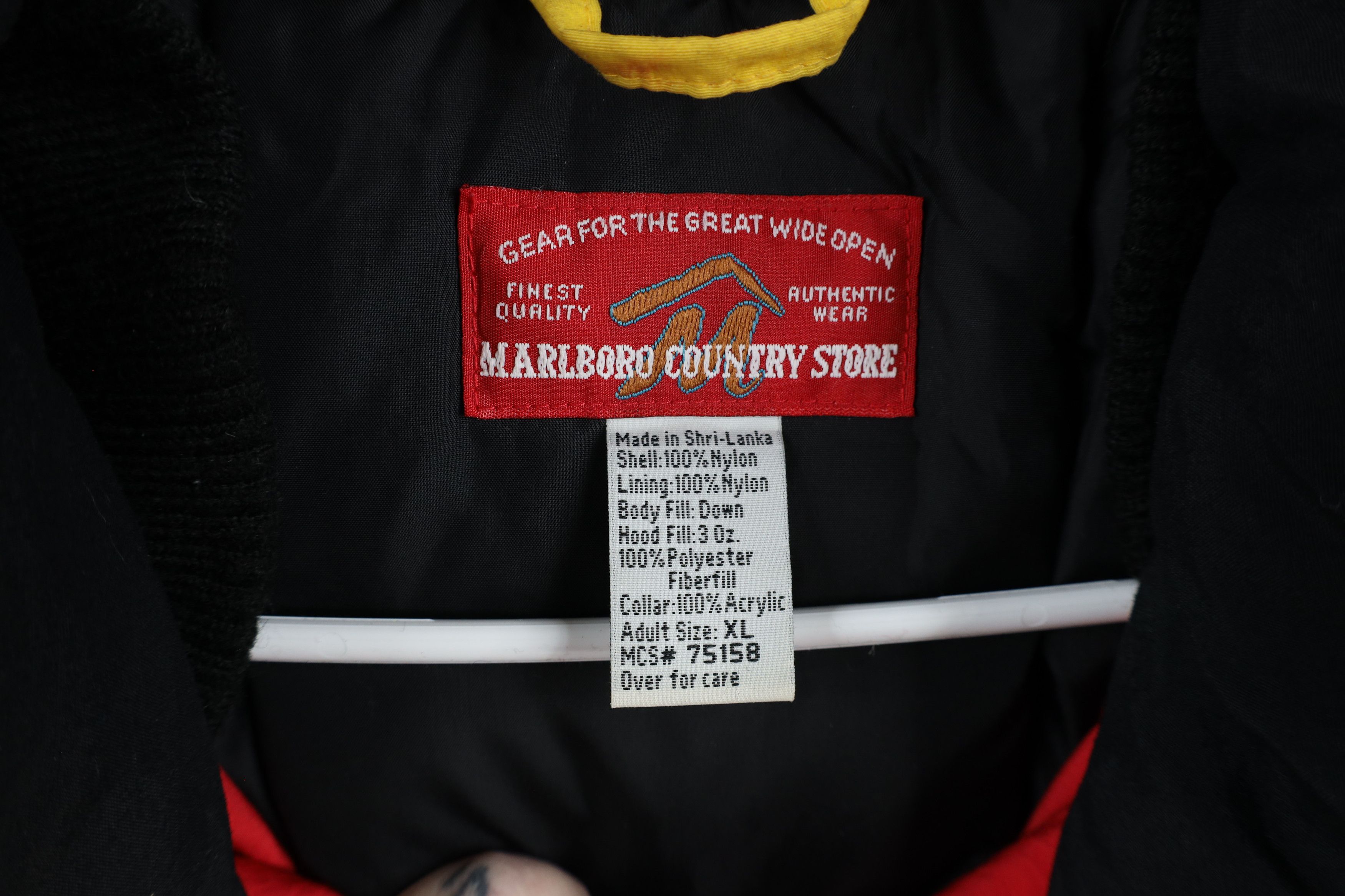 Marlboro × Vintage Vintage 90s Marlboro Duck Down Fill Hooded Puffer Jacket Red Size US XL / EU 56 / 4 - 4 Thumbnail