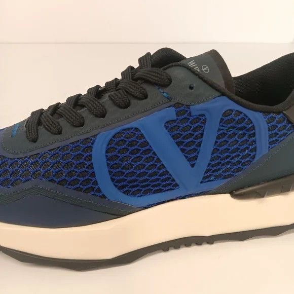 Valentino Valentino Men's VLogo Netrunner Chunky Sneakers-EU45/US12 Size US 11 / EU 44 - 11 Thumbnail
