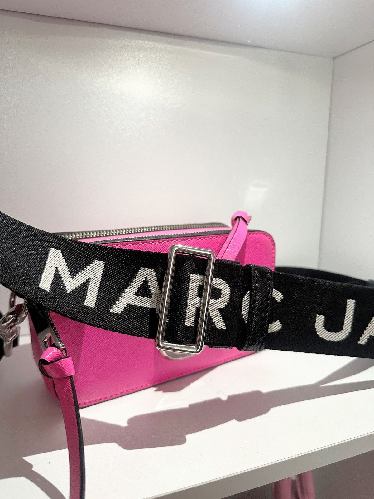 Marc Jacobs Black and pink Marc Jacob snapshot Size ONE SIZE - 2 Thumbnail