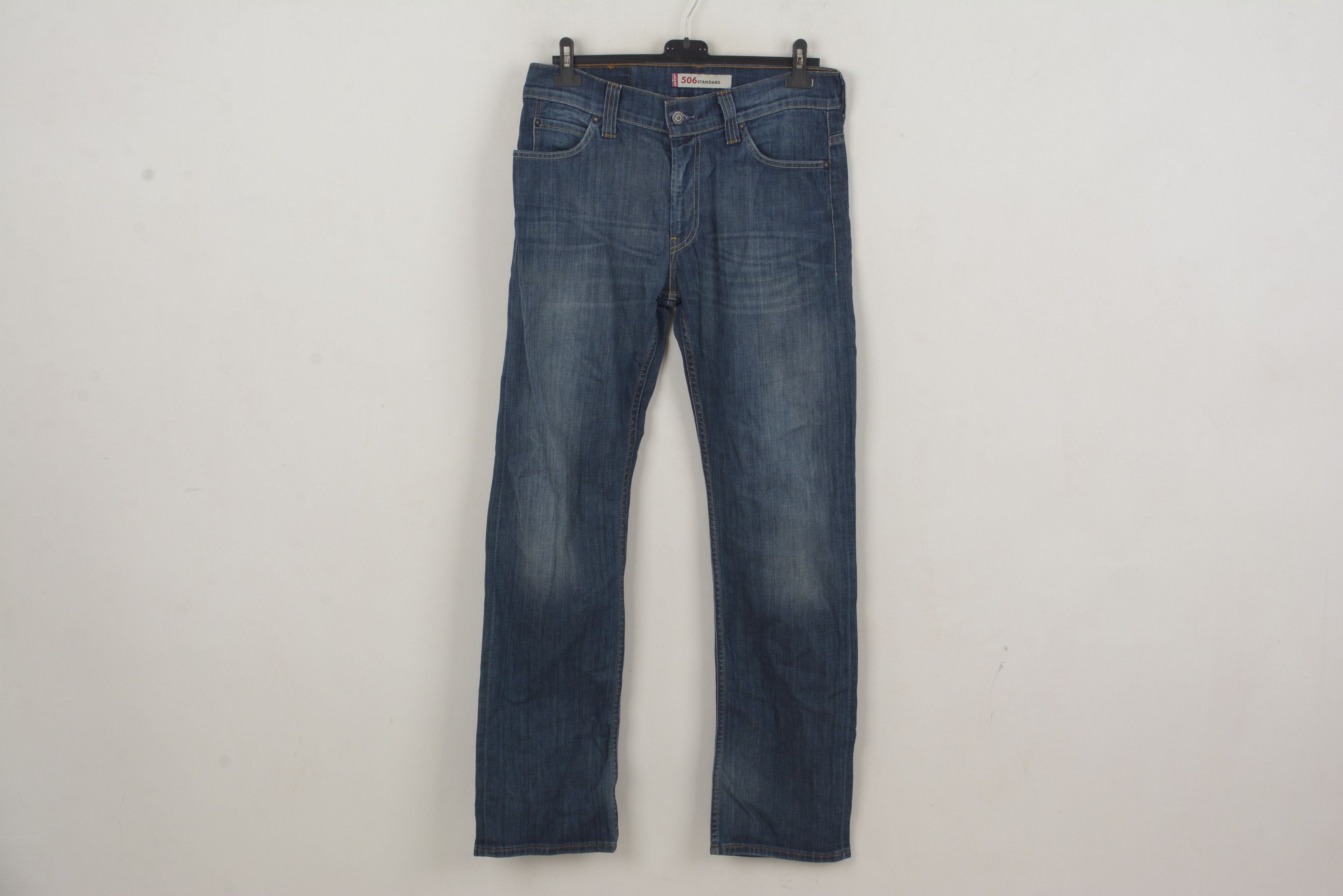 Levi's Vintage 506 Standard 2004 Men's W33 L34 made in Poland Jeans Size US 33 - 1 Thumbnail