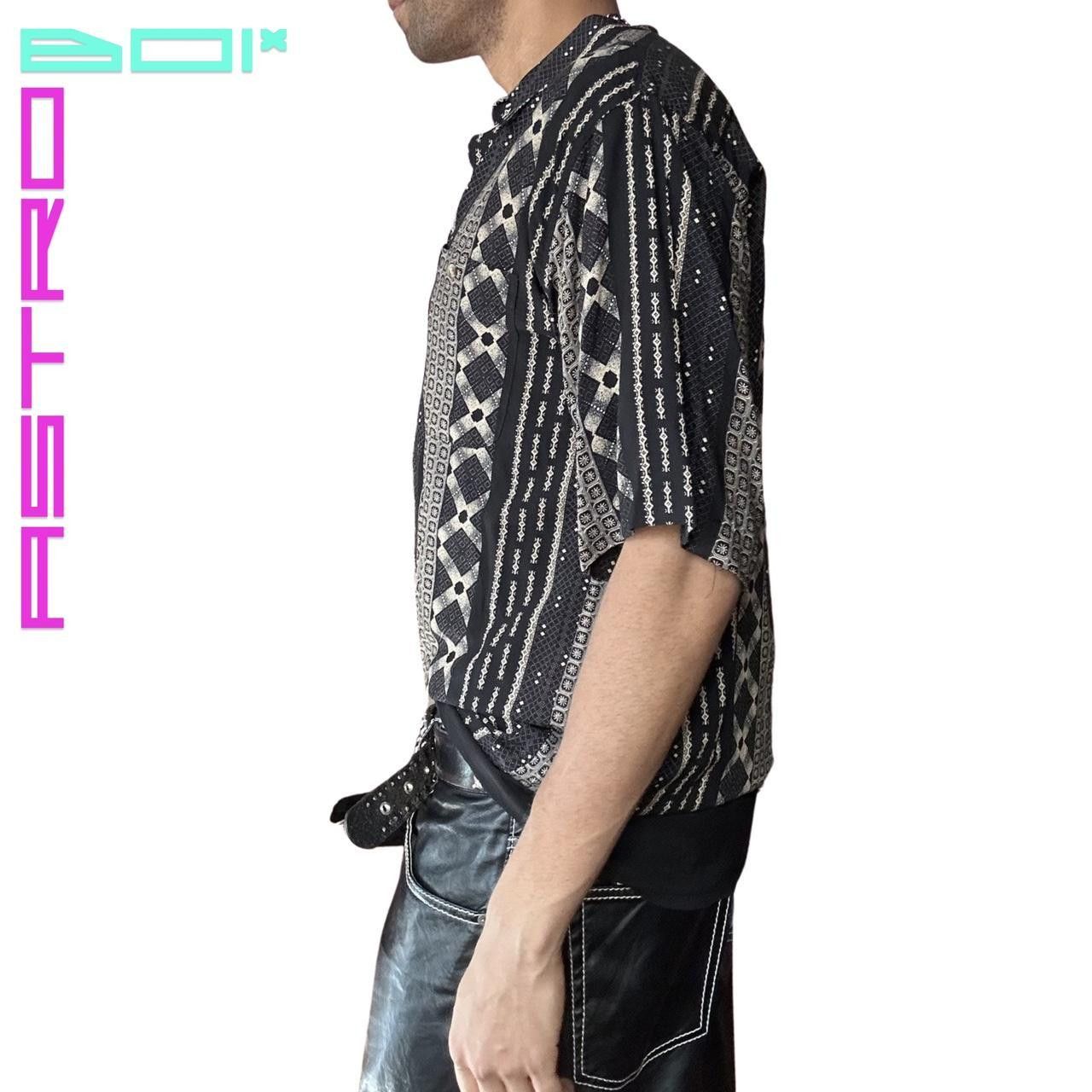 Other Vintage Untied Black Graphic Print Button Up Shirt - Medium Size US M / EU 48-50 / 2 - 4 Thumbnail