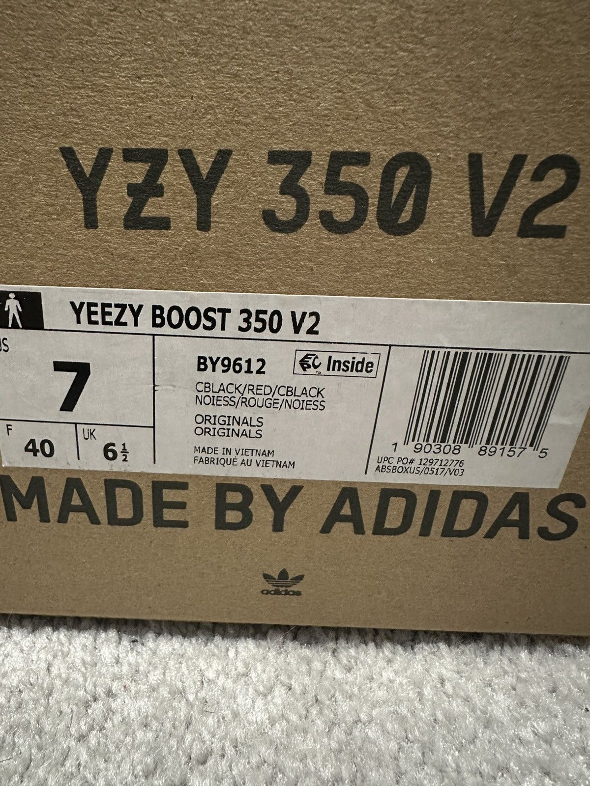 Adidas Adidas Yeezy Boost 350 V2 Black/Red Size US 7 / EU 40 - 5 Thumbnail