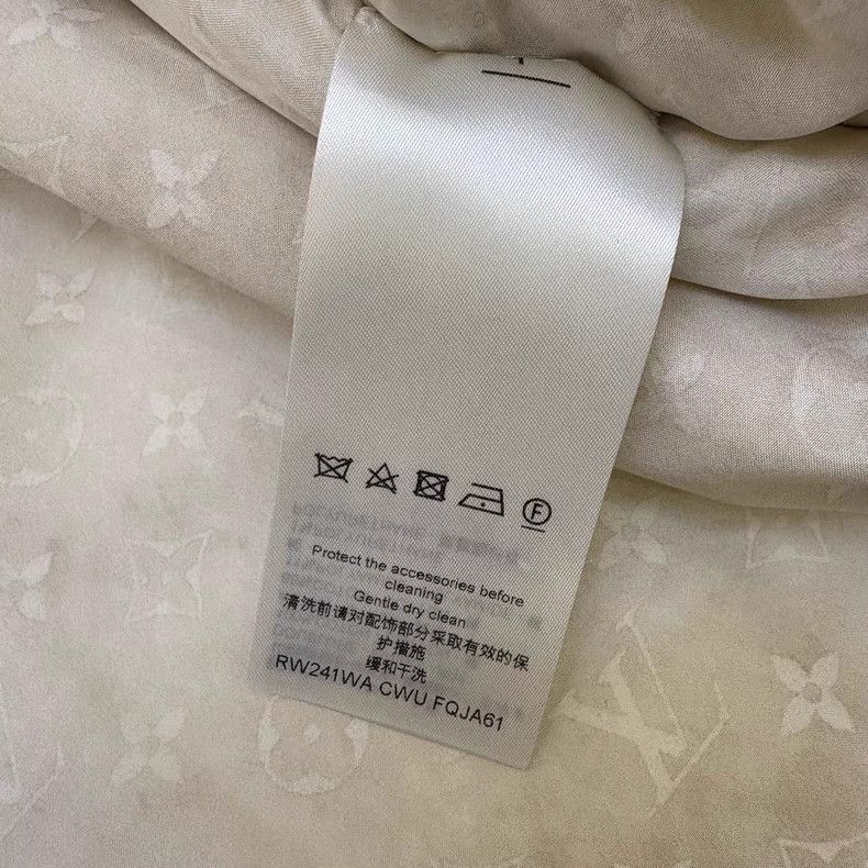 Louis Vuitton Louis Vuitton SS24 logo full print cropped turtleneck jack Size XS / US 0-2 / IT 36-38 - 8 Thumbnail