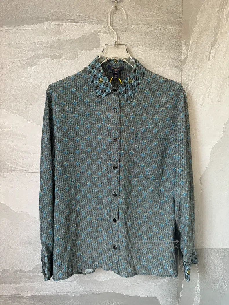 Louis Vuitton Louis Vuitton Old flower printed silk shirt Size S / US 4 / IT 40 - 1 Thumbnail