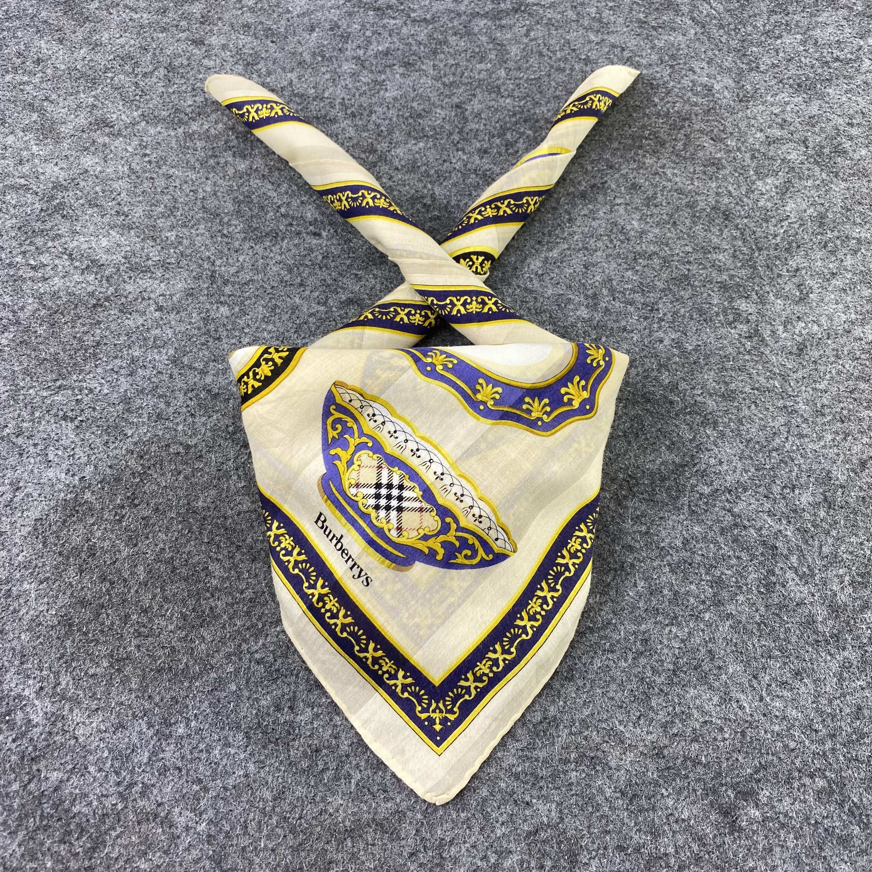 Burberry Burberry Handkerchief / Bandana / Neckerchief-B910 Size ONE SIZE - 2 Thumbnail