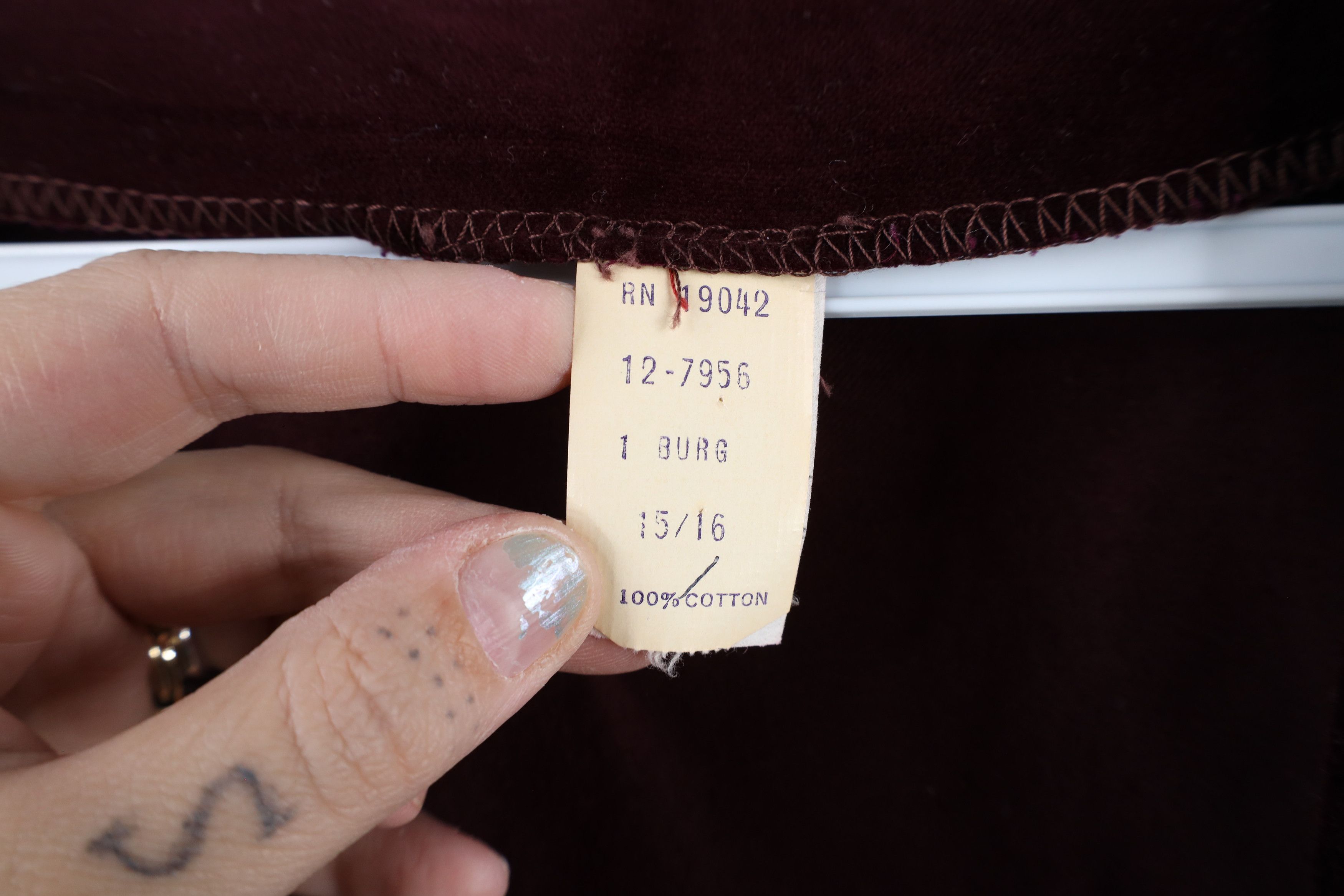 Vintage Vintage 60s 70s Streetwear Velour Tie Back Vest Burgundy USA Size XL / US 12-14 / IT 48-50 - 4 Thumbnail