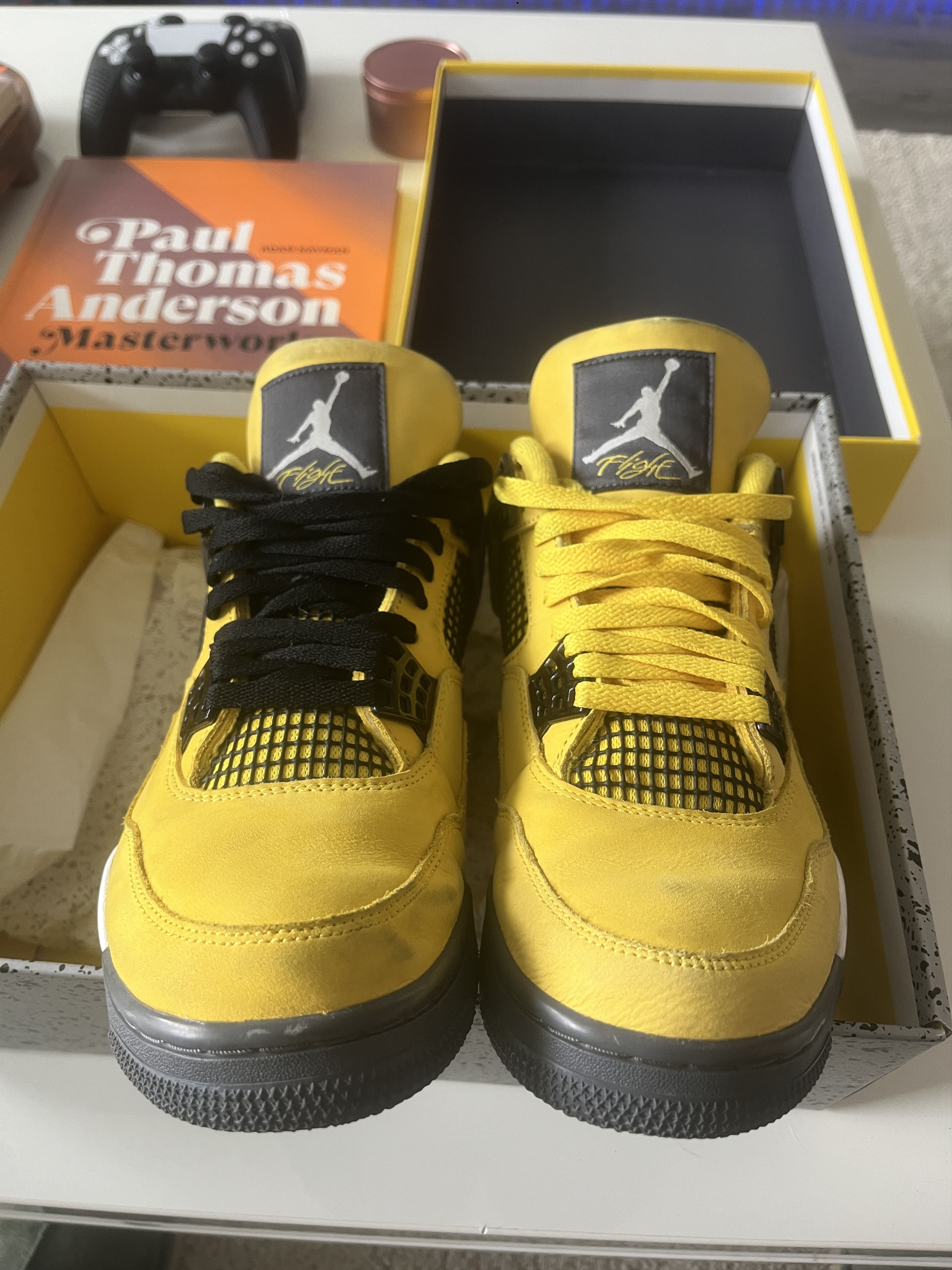 Jordan Brand × Nike Air Jordan 4 Lightning Size US 9.5 / EU 42-43 - 2 Thumbnail