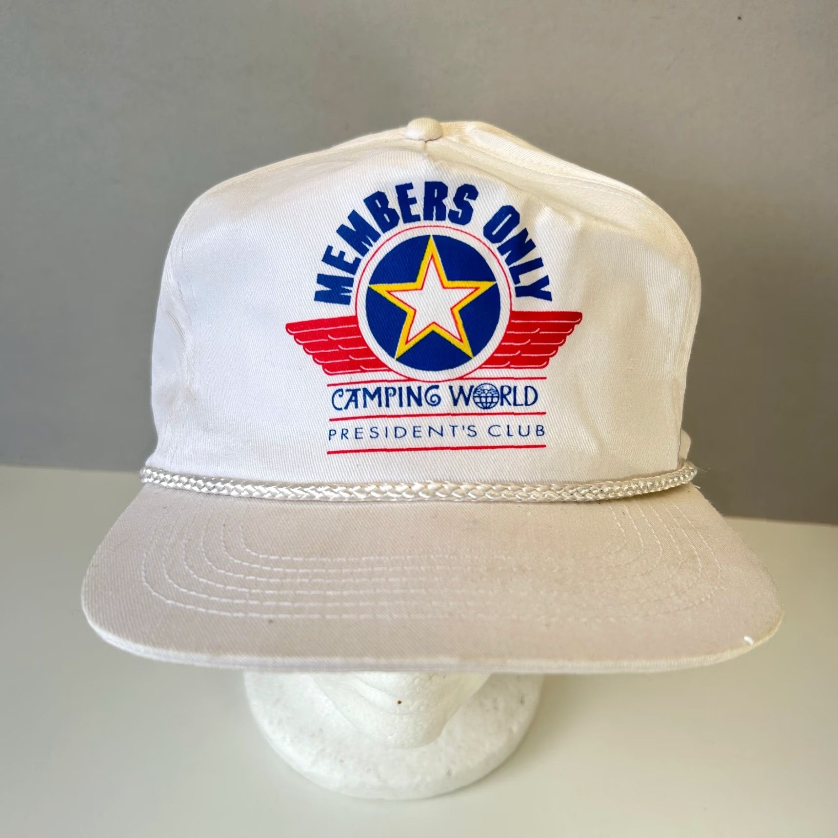 Vintage VINTAGE Members Only Trucker Hat White Snapback Camping World President’s Club Men’s Hat (One Size) Size ONE SIZE - 2 Thumbnail