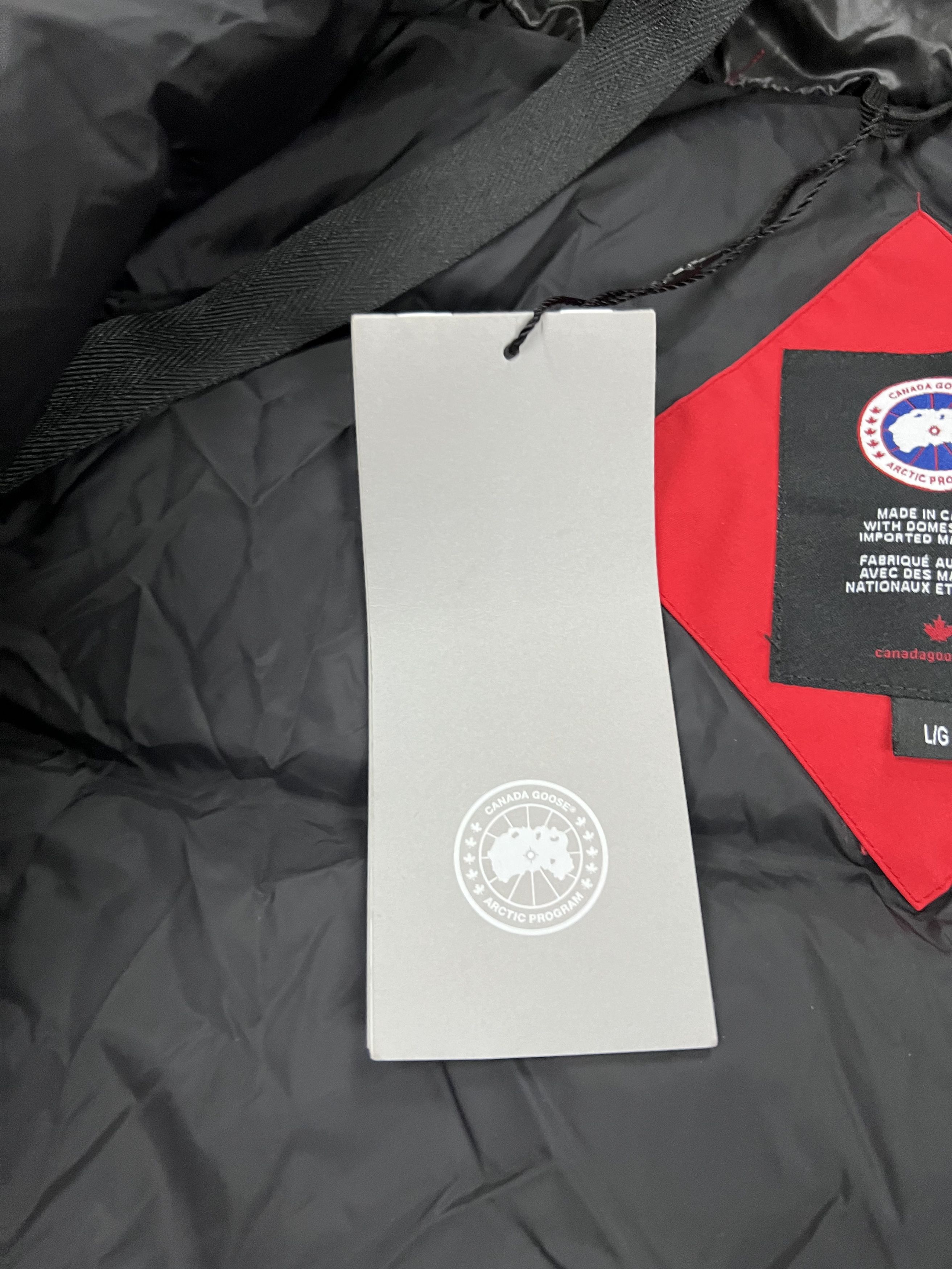 Canada Goose canada goose puffer parka size L-XL NEW luxury Size US L / EU 52-54 / 3 - 10 Thumbnail