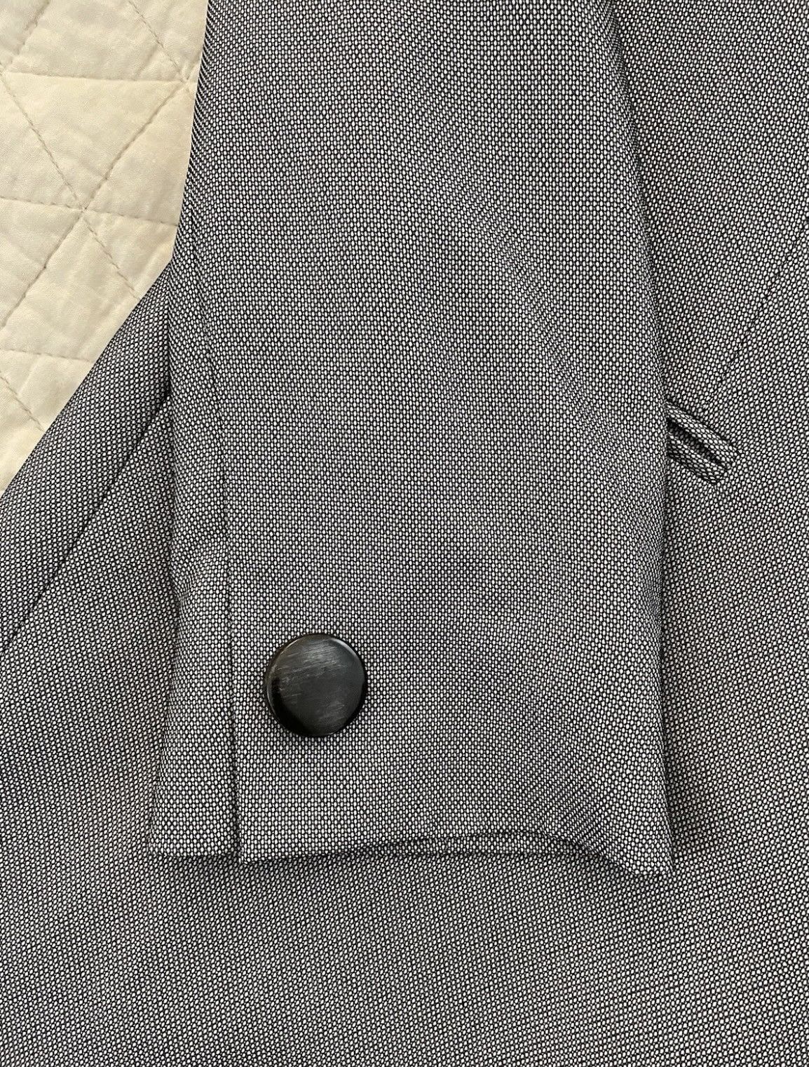 Emporio Armani Peak Lapel Mini Nailhead Jacket Size XL / US 12-14 / IT 48-50 - 2 Thumbnail