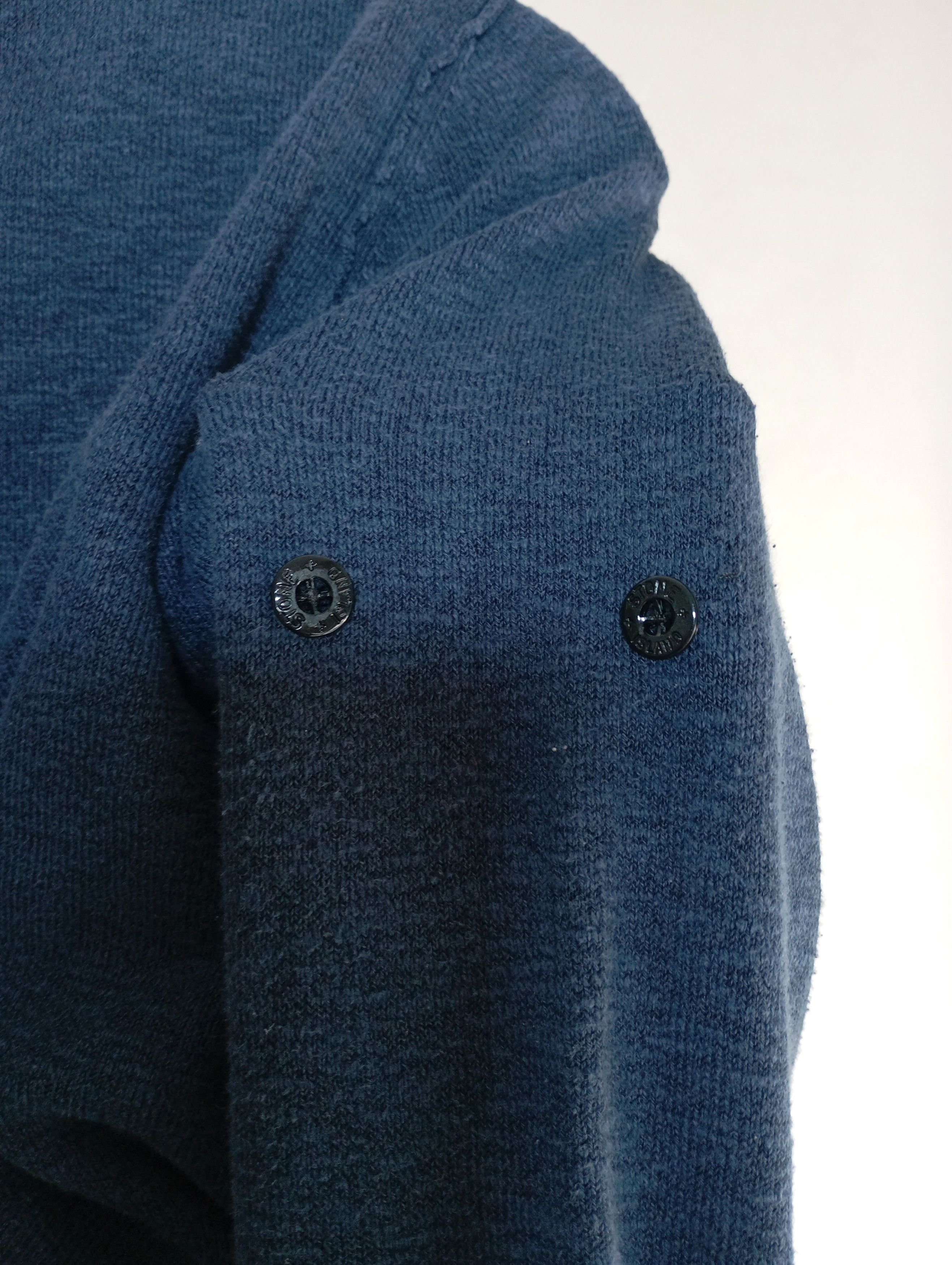 Stone Island × Vintage Vintage Stones Island Sweater S ( 😎 sale without a patch) Size US S / EU 44-46 / 1 - 7 Thumbnail