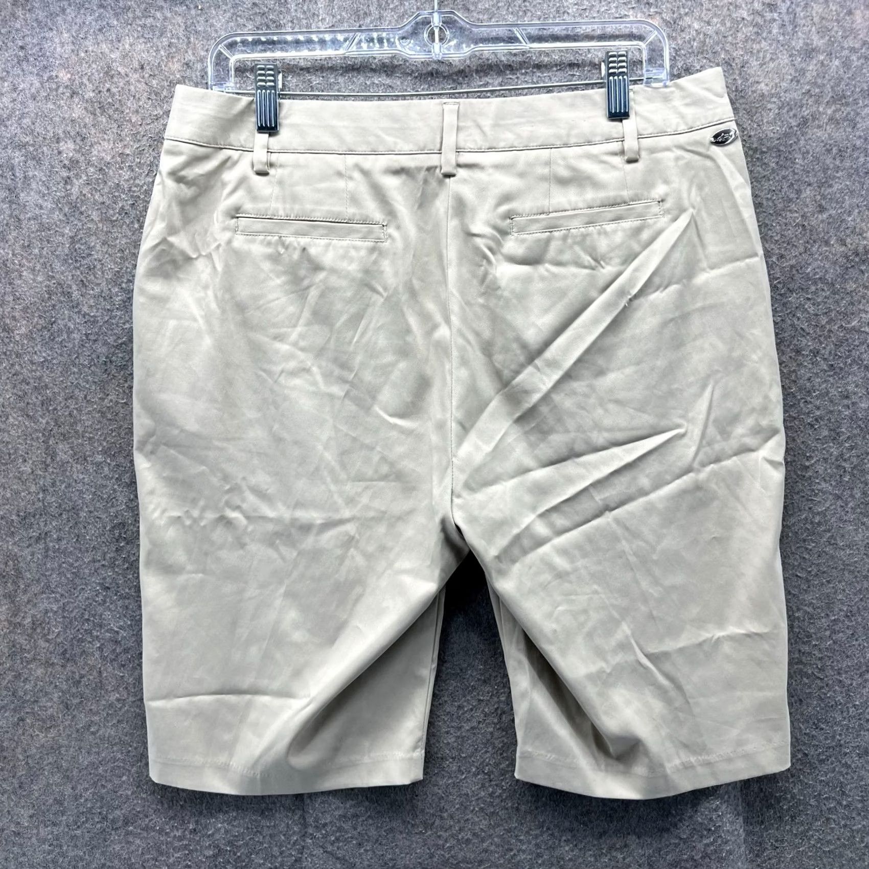 Vintage Greg Norman Shorts Women 10 Beige Chino Flat Front Tan Khaki Golf Knits Size 32" / US 10 / IT 46 - 2 Thumbnail
