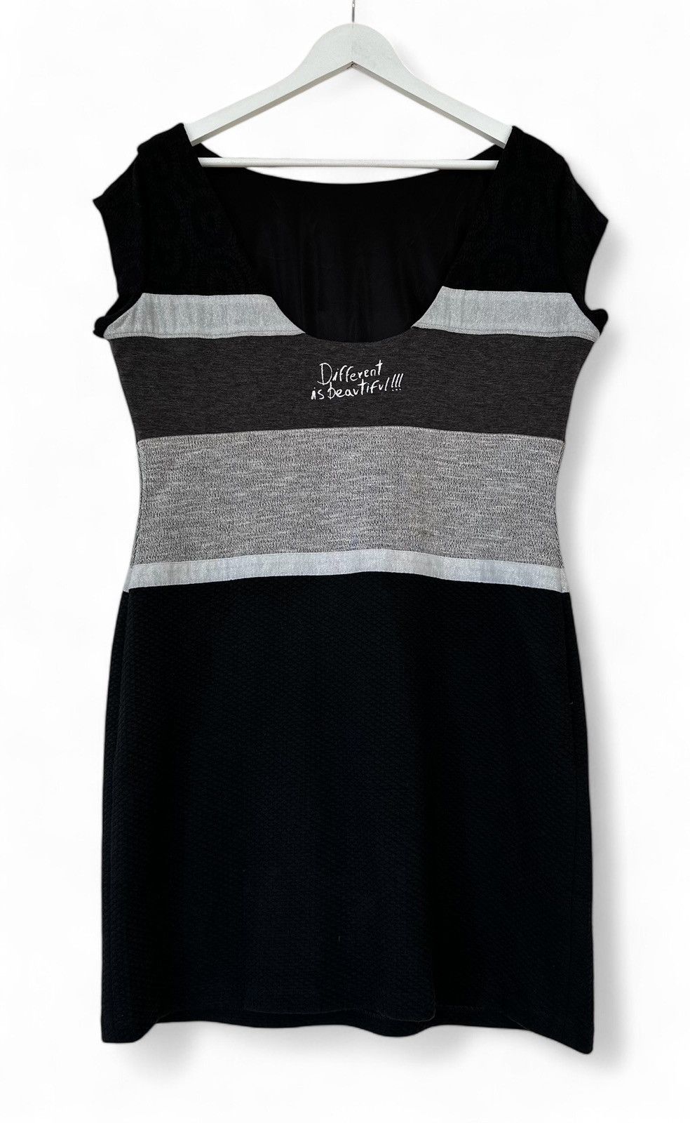 Desigual × Japanese Brand Desigual Logo Dress Women's Size XL Size XL / US 12-14 / IT 48-50 - 2 Thumbnail