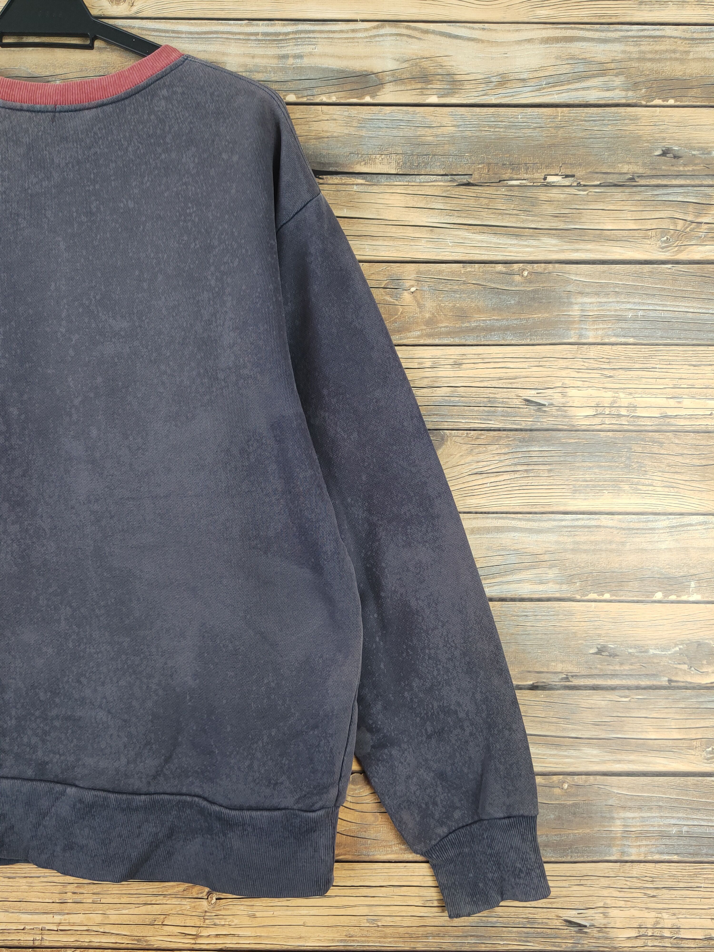 Canterbury of New Zealand × Vintage Canterbury vintage Dark Blue Faded Sweatshirts #W953 Size US L / EU 52-54 / 3 - 10 Thumbnail