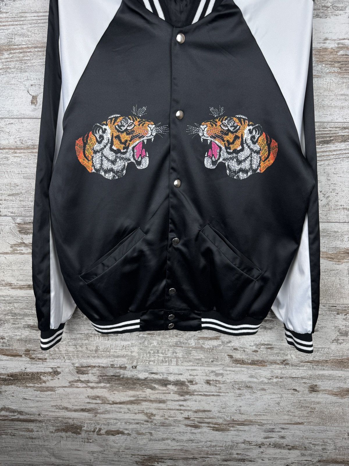 Jaded London Mens Vintage Jaded London tiger bombers jacket dragon Size US S / EU 44-46 / 1 - 4 Thumbnail