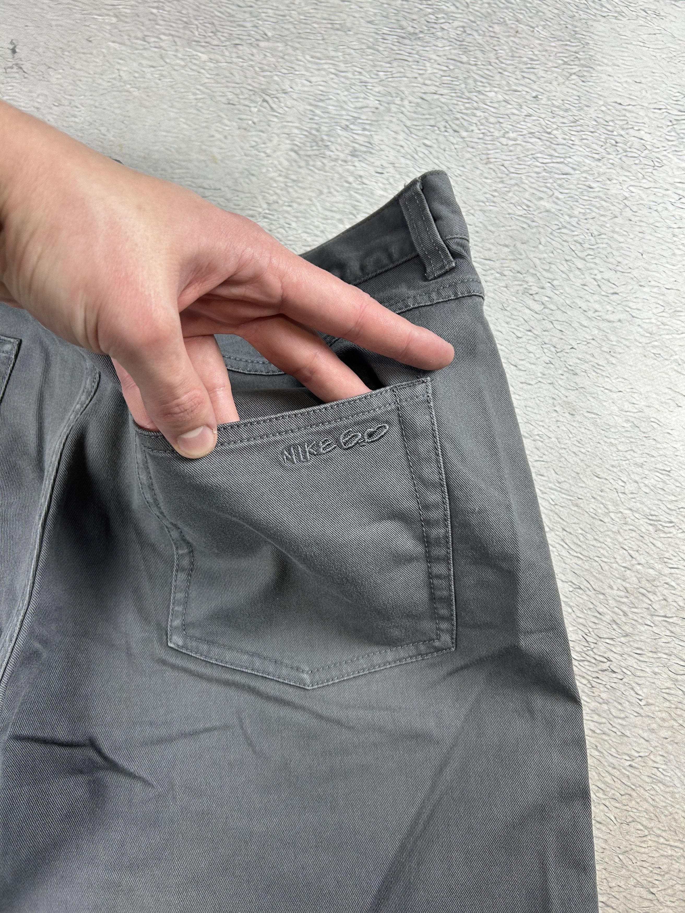 JNCO Nike 6.0 Shorts Skatebording Gray Streetwear Baggy Sk8 Size US 34 / EU 50 - 2 Thumbnail
