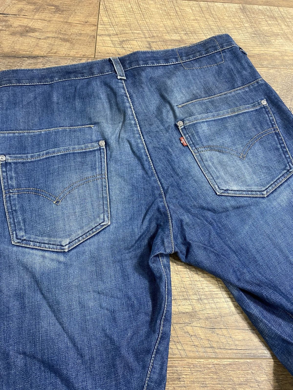 Levi's Levi's. Heavy Denim. Rare Vintage. Collectible Find Size US 31 - 8 Thumbnail