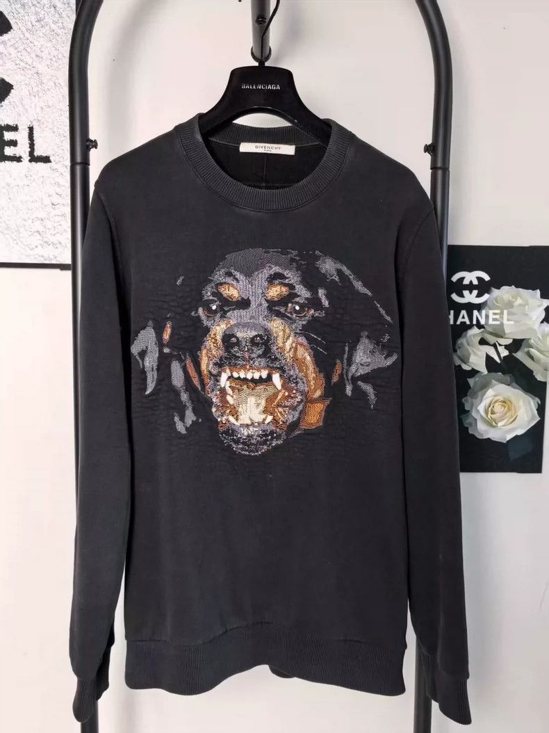 Givenchy Embroidered dog head hoodie