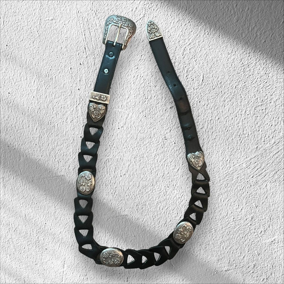 Vintage Vintage Resistol Ornate Metal Belt Floral Heart Design 27-31 Size ONE SIZE - 2 Thumbnail