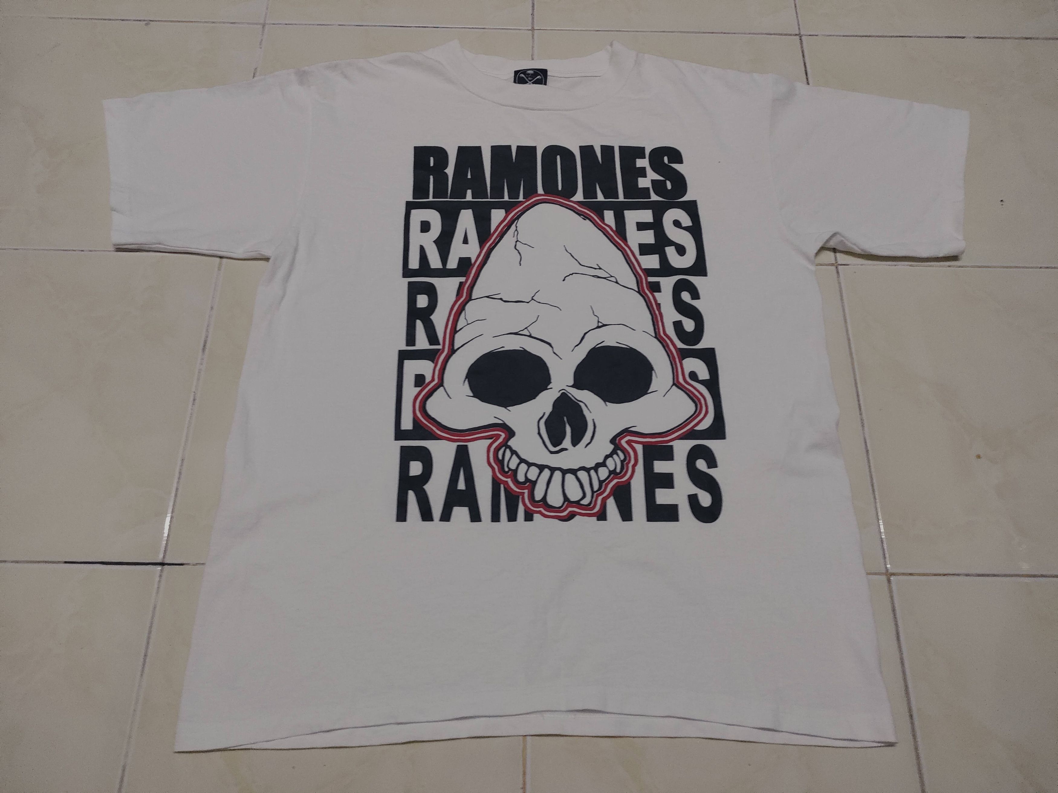 Band Tees × Vintage Vintage Ramones Band Rock Punk T Shirt Size US M / EU 48-50 / 2 - 1 Thumbnail