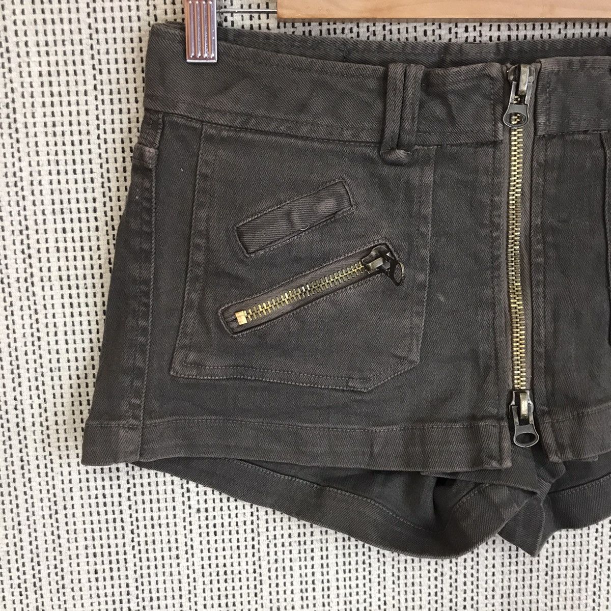 Japanese Brand ‼️BARAK SHORT PANTS MULTIZIP VERY RARE‼️ Size 30" / US 8 / IT 44 - 4 Thumbnail