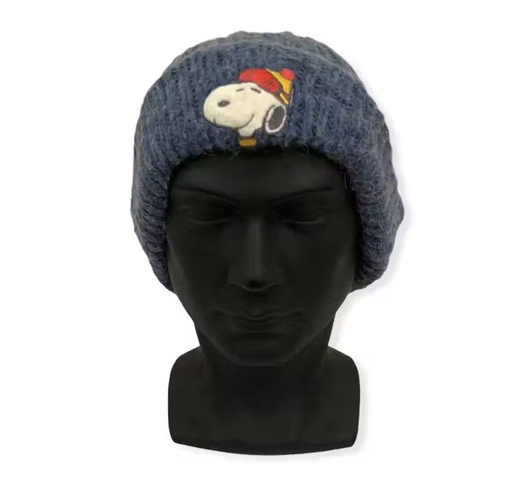 image of Cartoon Network x Hats Vintage Peanuts Cartoon Beanie Hat, Men's