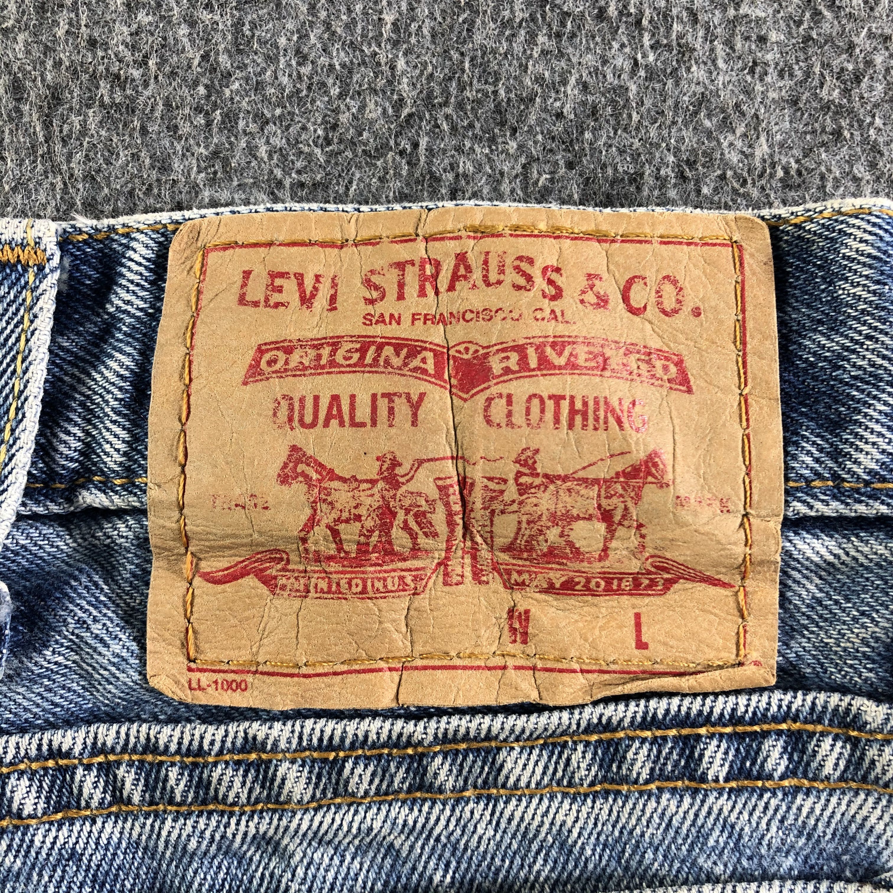 Levi's Vintage Blue Wash Levis 516 Jeans-J4183 Size US 35 - 5 Thumbnail