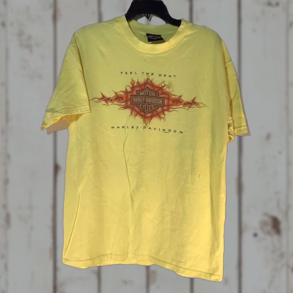 Harley Davidson Vintage 90s Harley-Davidson Women's T-Shirt Yellow Graphic Print Casual Motorcycle Retro Size L Size L / US 10 / IT 46 - 1 Thumbnail