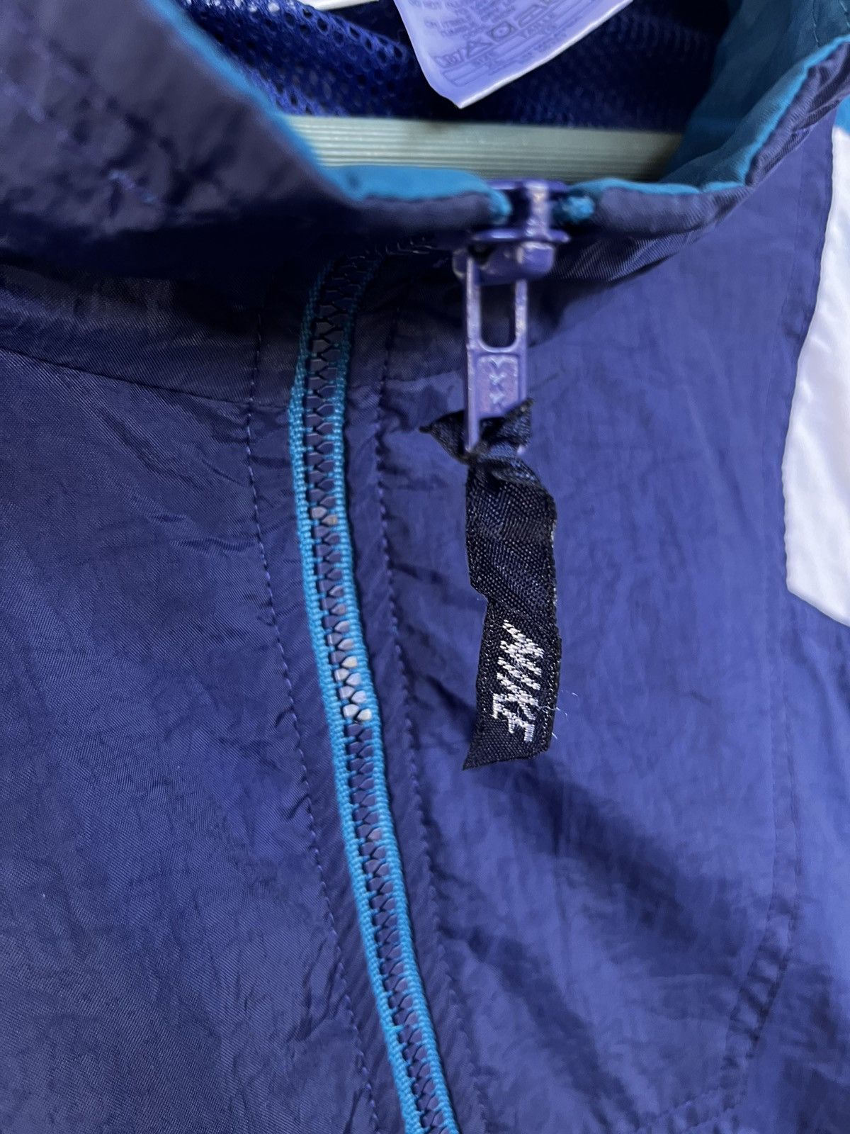 Nike Vintage 90s Nike Windbreaker Jacket Size US XL / EU 56 / 4 - 4 Thumbnail