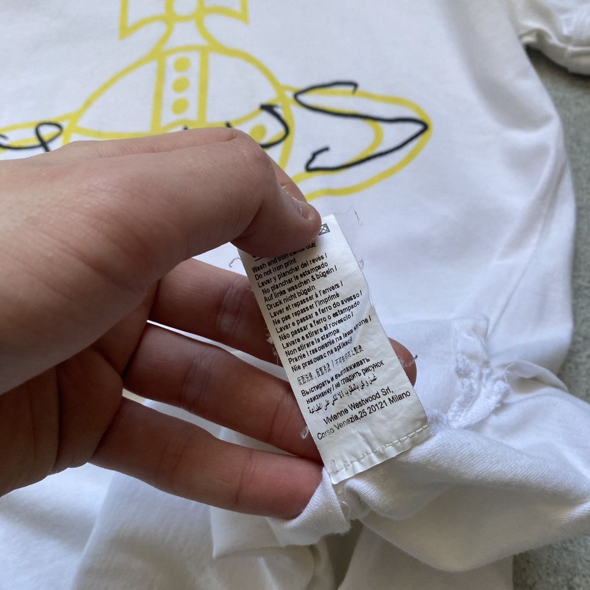 Vivienne Westwood Vivienne Westwood T-Shirt Big Logo Anglomania Hype Y2K Size US S / EU 44-46 / 1 - 5 Thumbnail