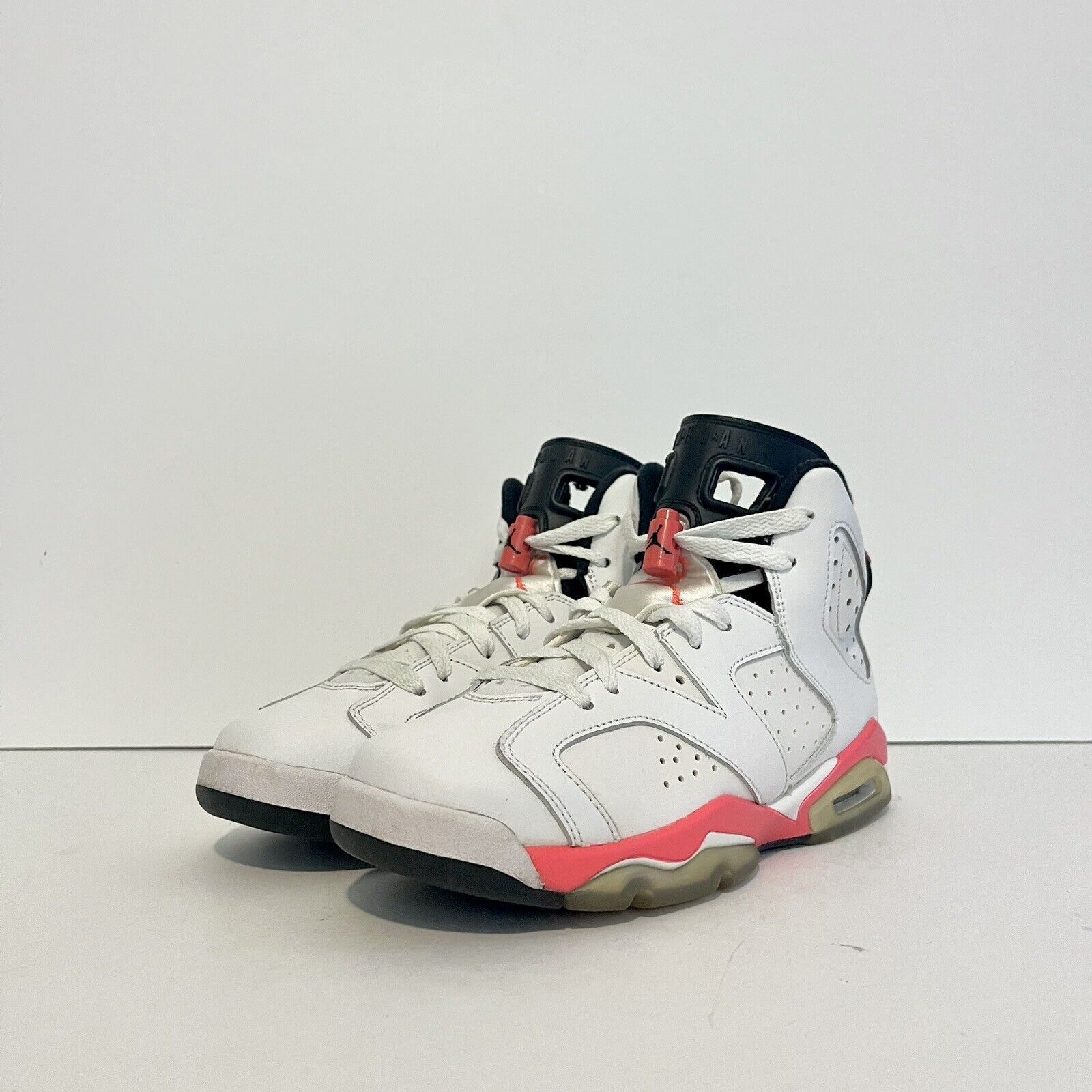 Jordan Brand 2013 Air Jordan 6 VI Retro GS White Infrared 384665-123 5.5Y Size US 7 / IT 37 - 2 Thumbnail