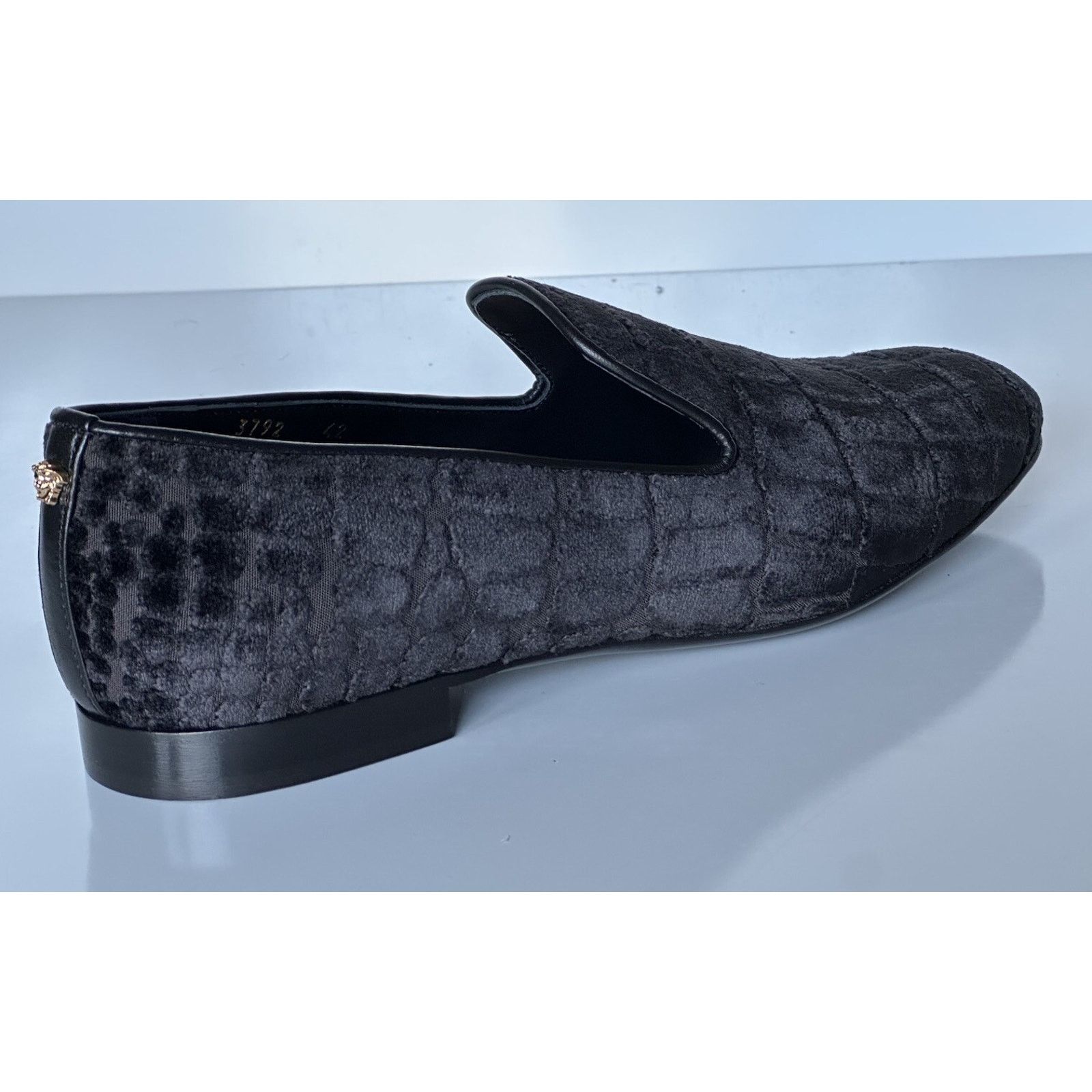 Versace VERSACE Men's Black Velvet Loafers Shoes 9 US 1003792 Size US 9 / EU 42 - 5 Thumbnail