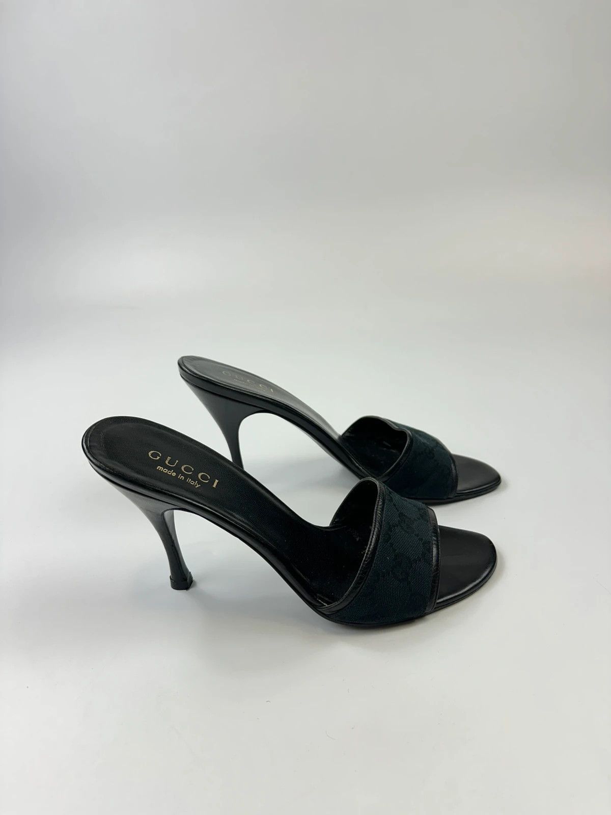 Gucci Gucci 00’s Black Canvas Monogram Heels Pumps Mules Size US 8.5 / IT 38.5 - 3 Thumbnail